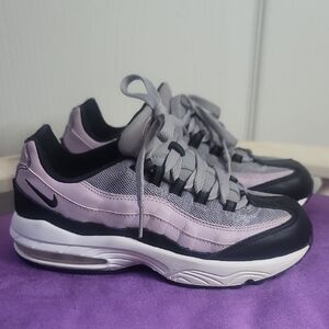 Nike Women's Black and Purple Sneakers